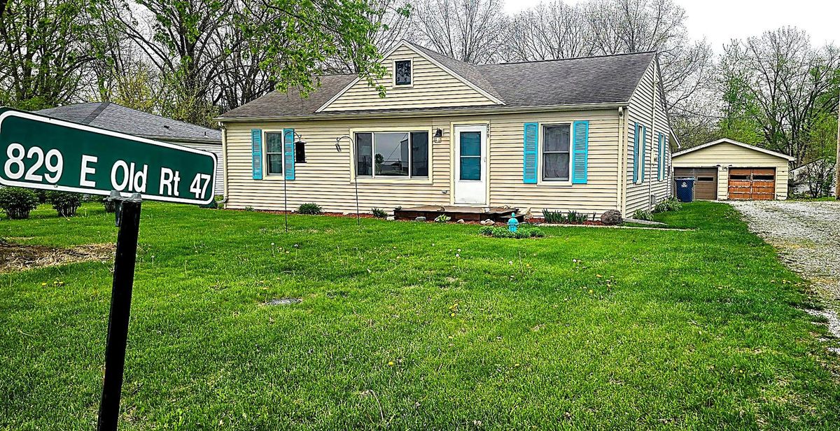 829 E Old Route 47 Road, Monticello, IL 61856