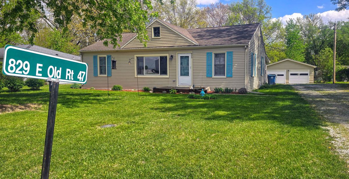 829 E Old Route 47 Road, Monticello, IL 61856