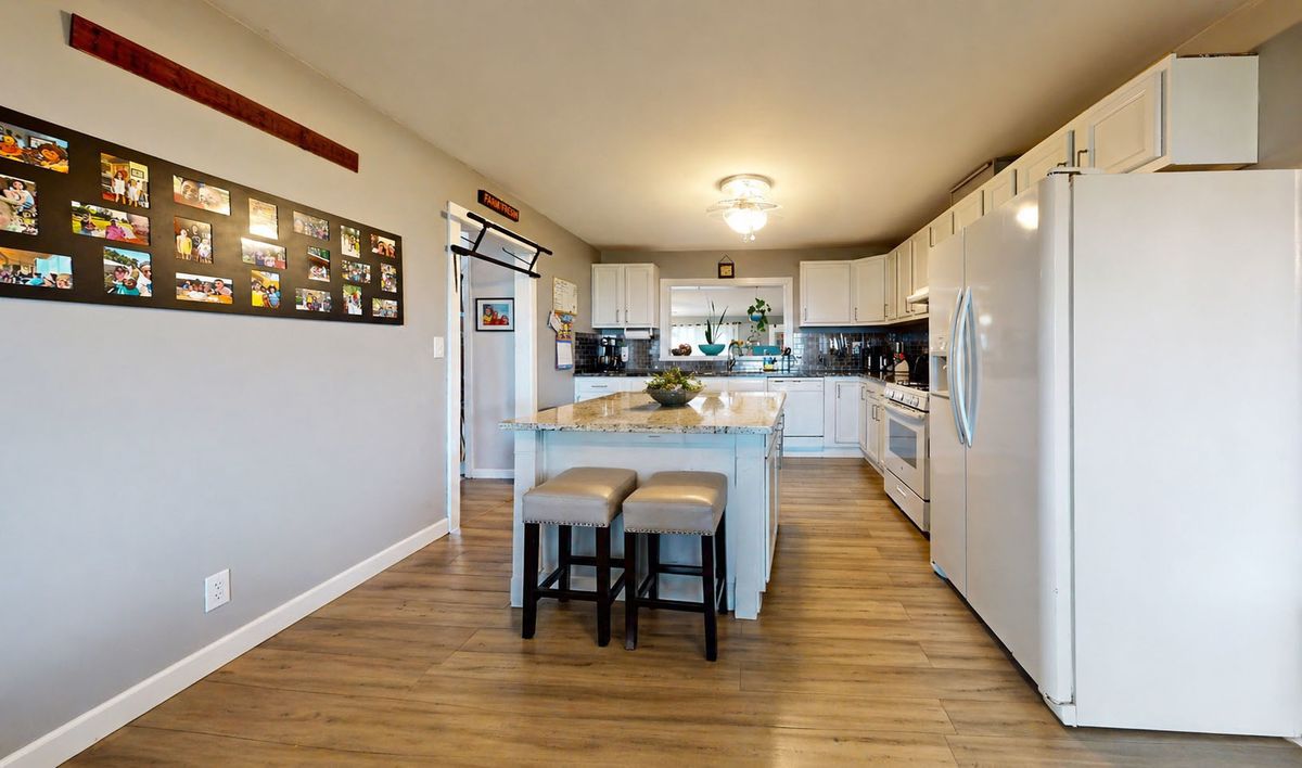 829 E Old Route 47 Road, Monticello, IL 61856