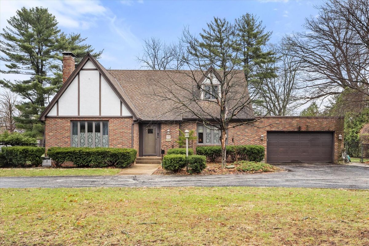 1015 Lowden Road, Streator, IL 61364