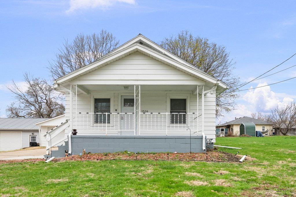 1516 Lake Street — Kewanee, IL 61443