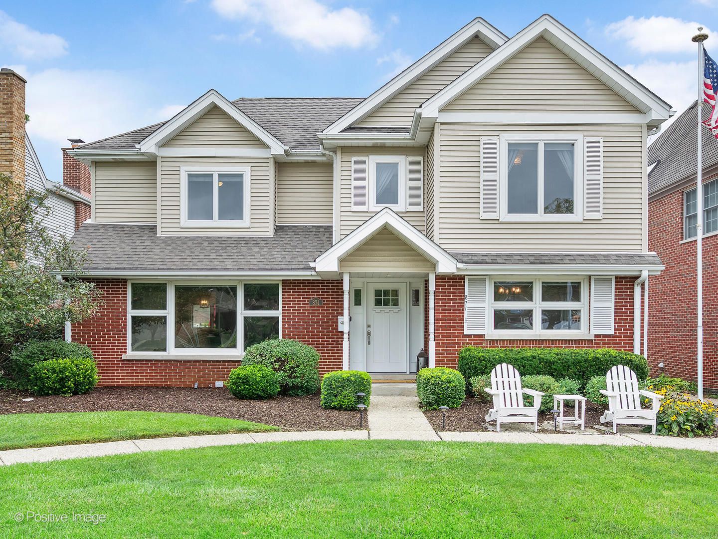 871 S Chatham Avenue — Elmhurst, IL 60126