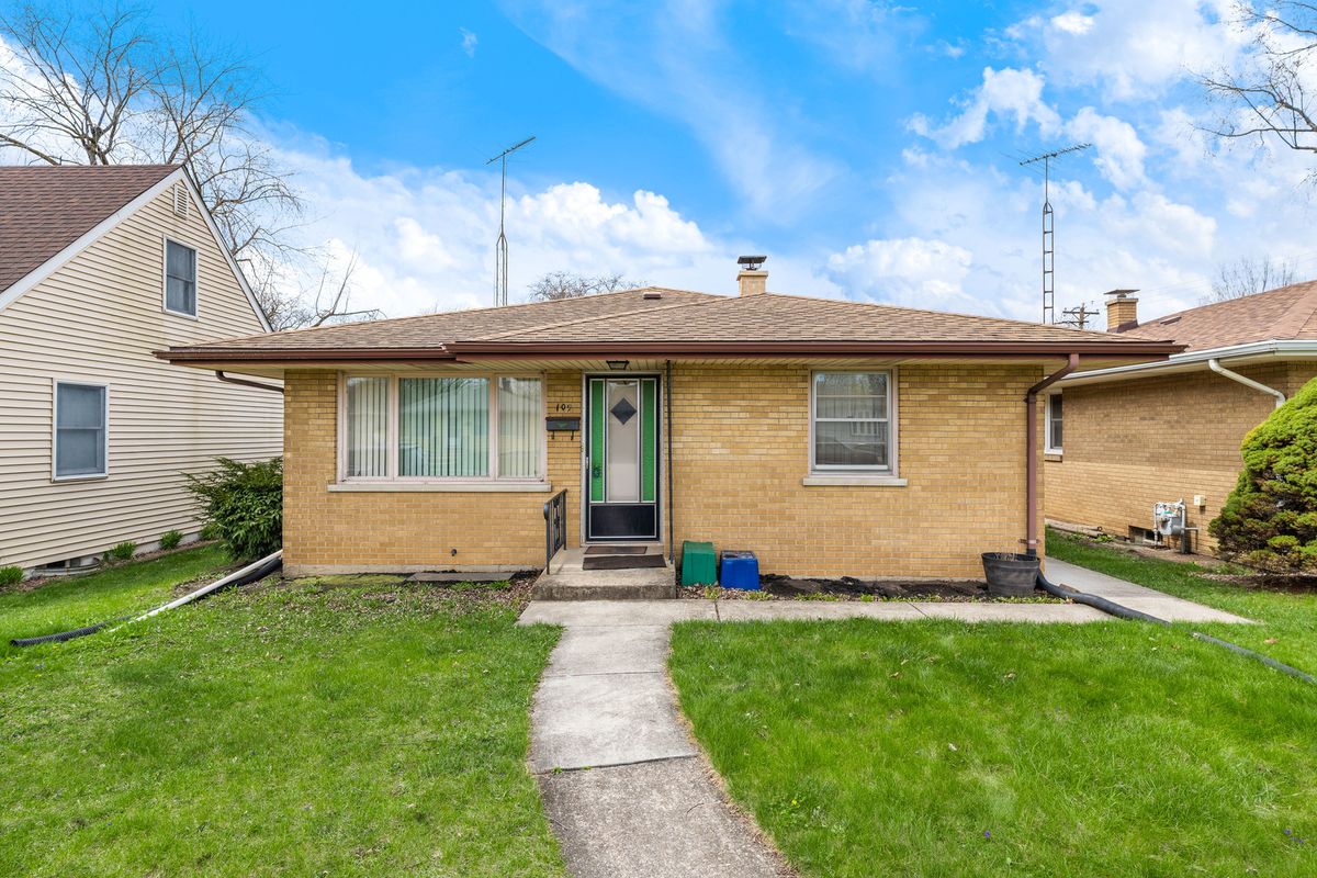 109 Reedwood Drive, Joliet, IL 60436