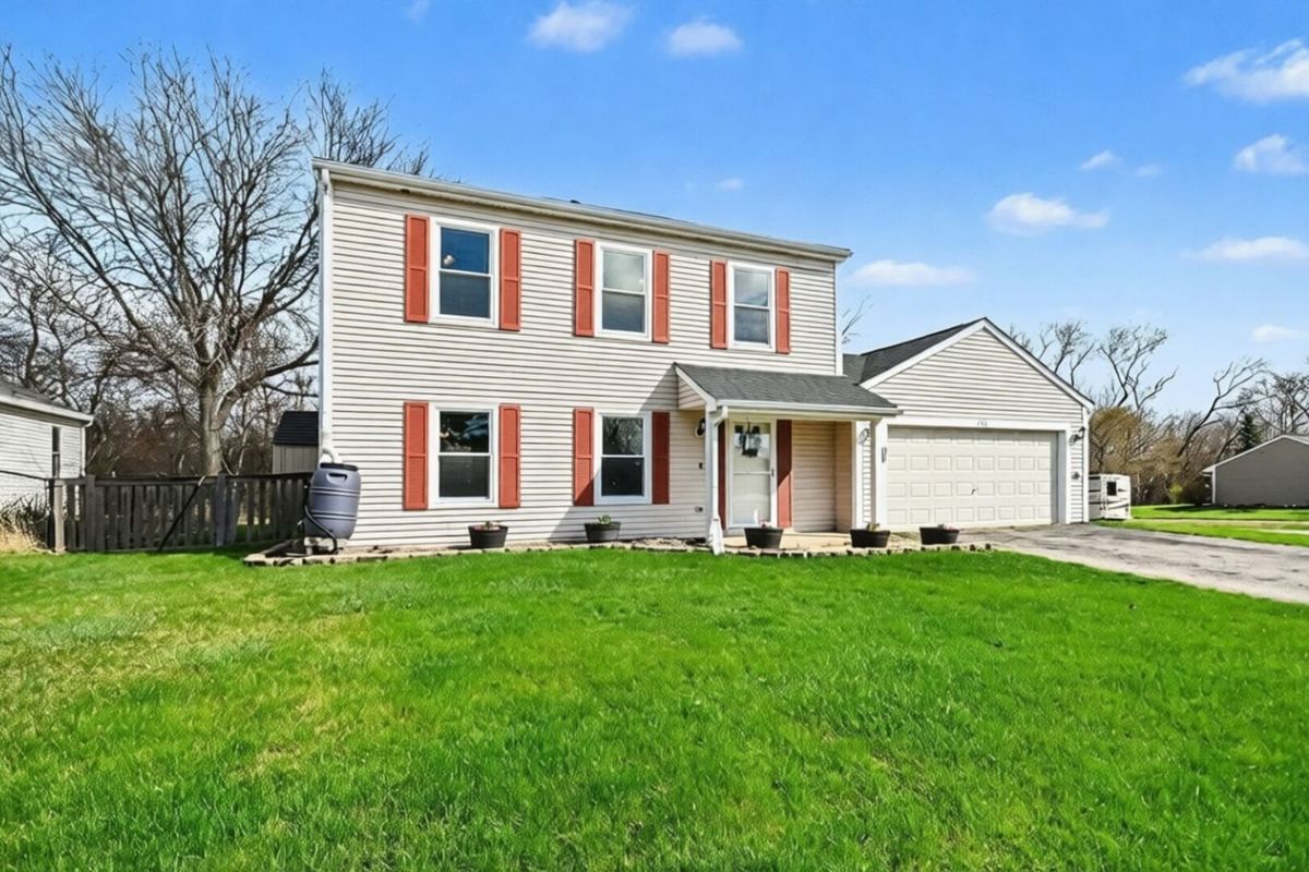 30W130 Huntington Drive, Warrenville, IL 60555