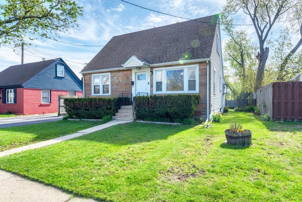 1431 N Hillside Avenue — Berkeley, IL 60163