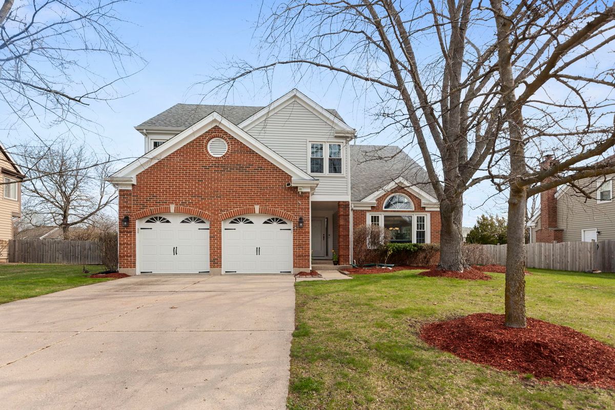 2212 Magnolia Court, Buffalo Grove, IL 60089