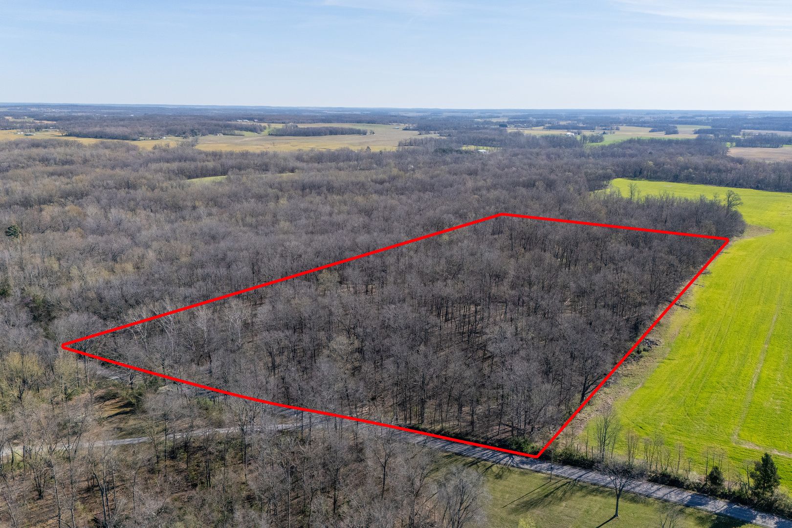 1100 Harrisburg Lake Road — Raleigh, IL 62977