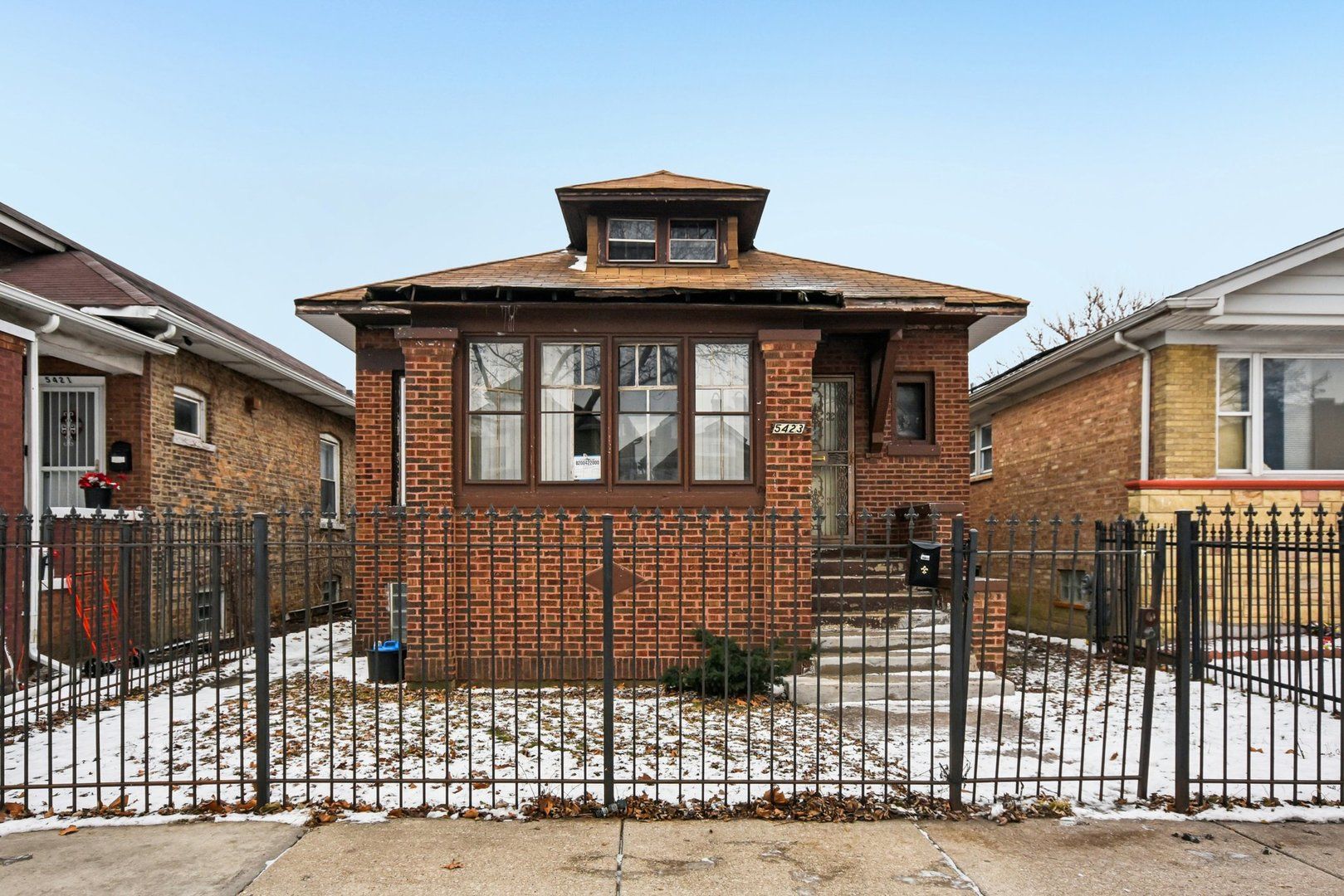 5423 W Congress Parkway — Chicago, IL 60644