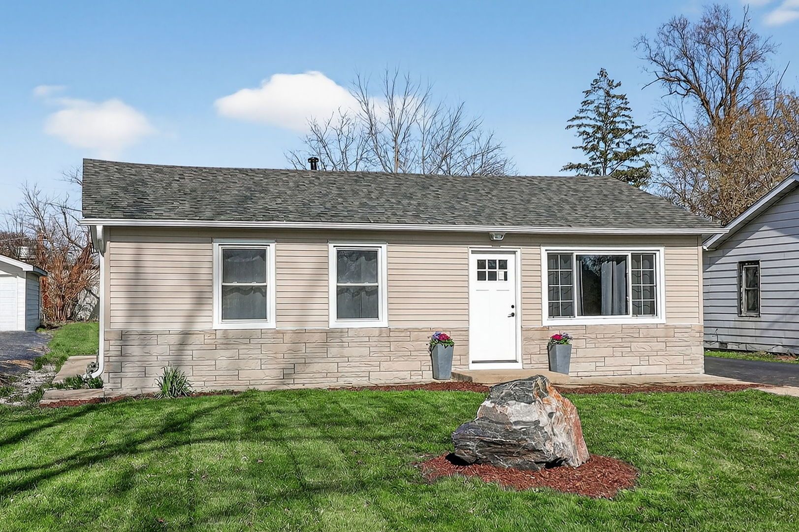 204 Mound Street — Willow Springs, IL 60480