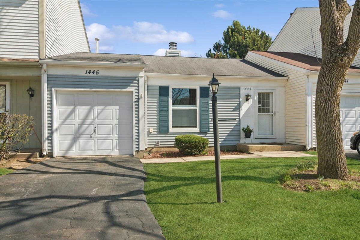 1445 Tanglewood Avenue, Palatine, IL 60067