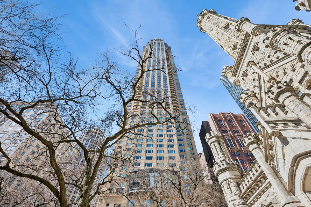 800 MICHIGAN Avenue, Chicago, IL 60611