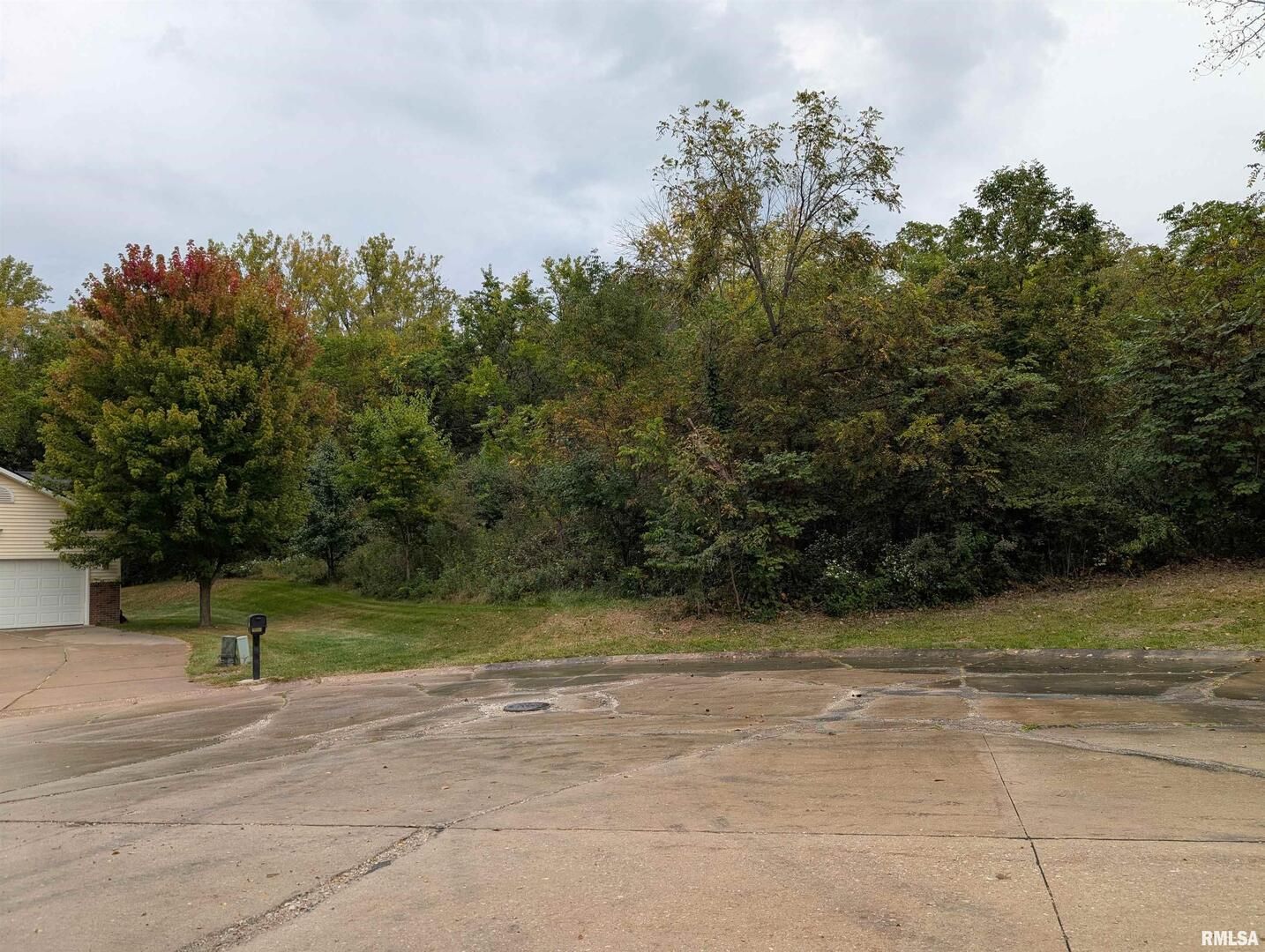 1441 98TH Avenue Court W — Rock Island, IL 61021