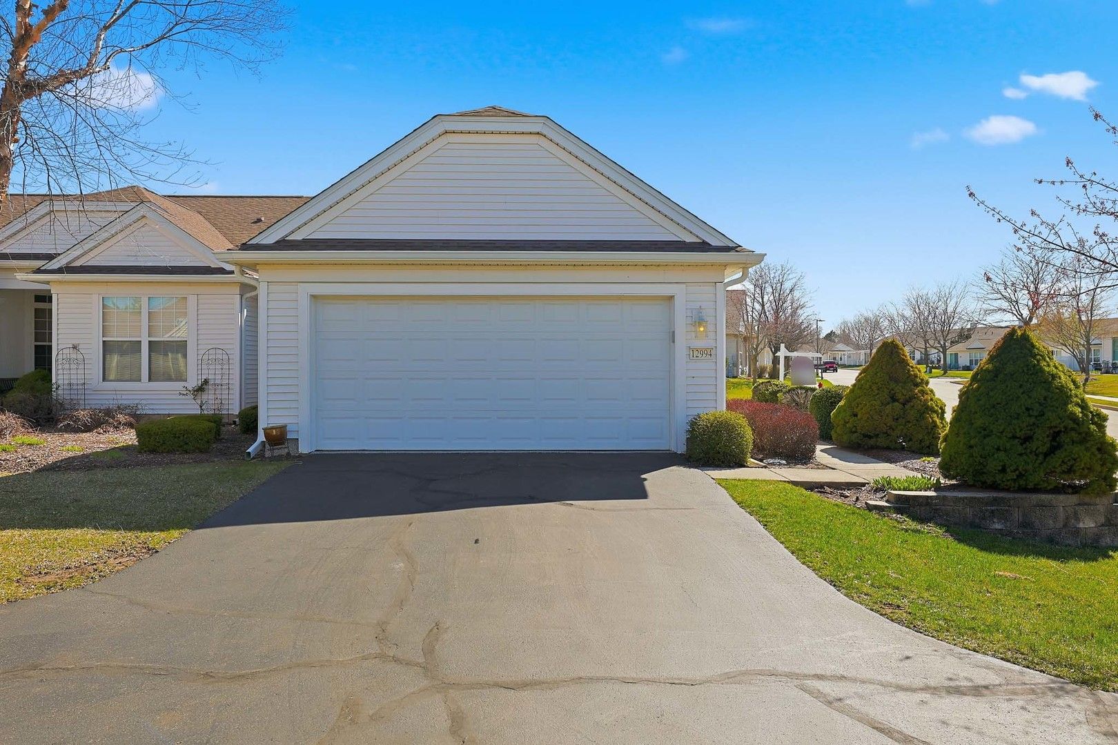 12994 Patriot Way — Huntley, IL 60142