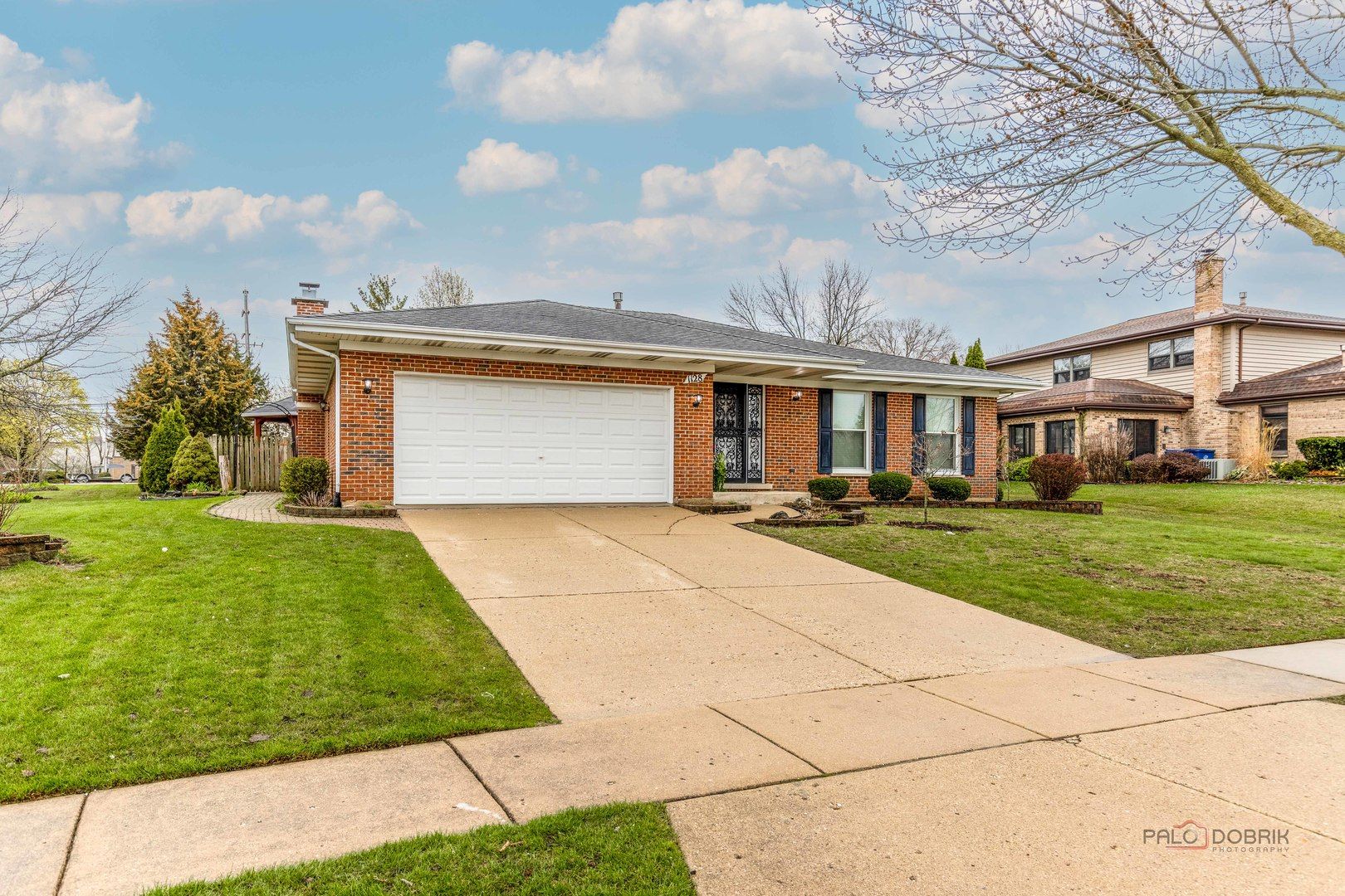 1128 Aegean Drive — Schaumburg, IL 60193