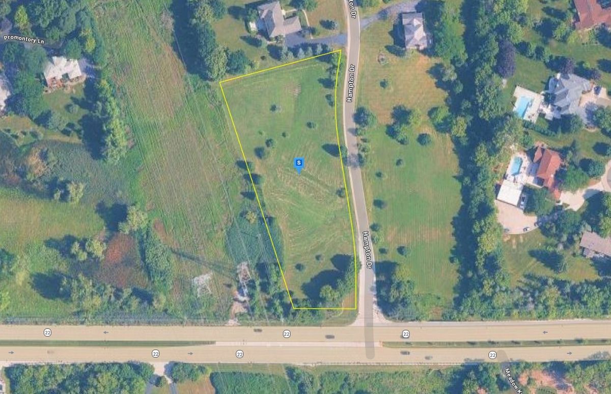 5701 Hampton Drive, Long Grove, IL 60047