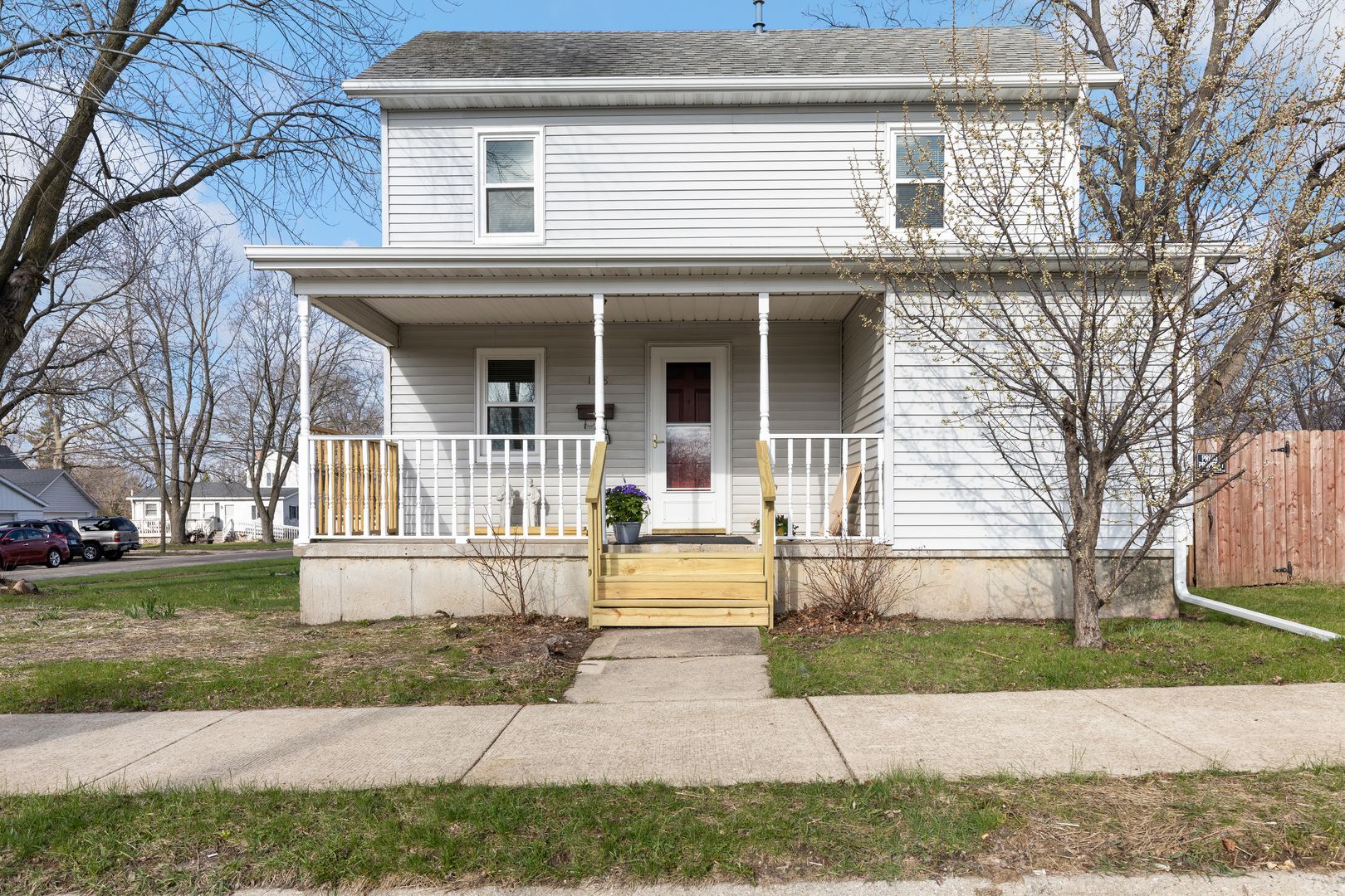 128 S 8th Street — Rochelle, IL 61068