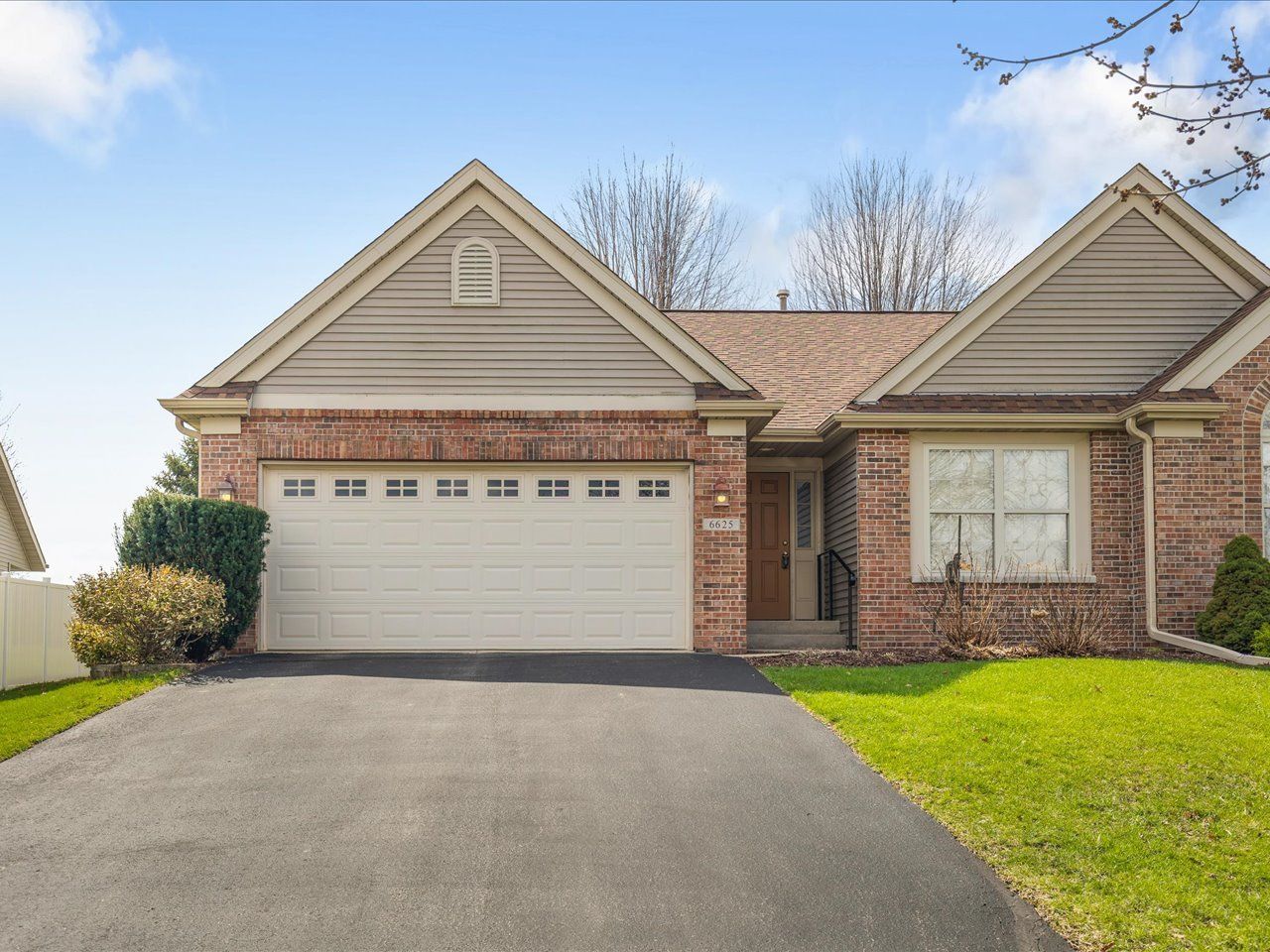 6625 Sawgrass Drive #1 — Rockford, IL 61114