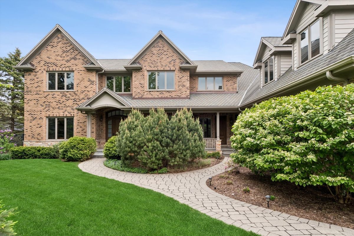 805 N Arlington Heights Road, Itasca, IL 60143