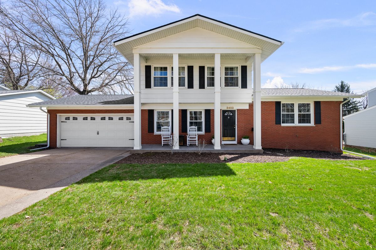 3403 Forest Road, Davenport, IA 52807