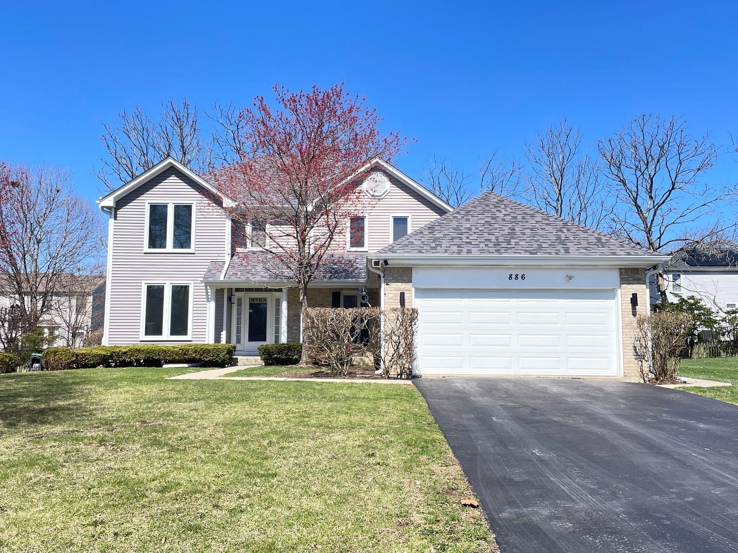 886 Saugatuck Trail — Vernon Hills, IL 60061