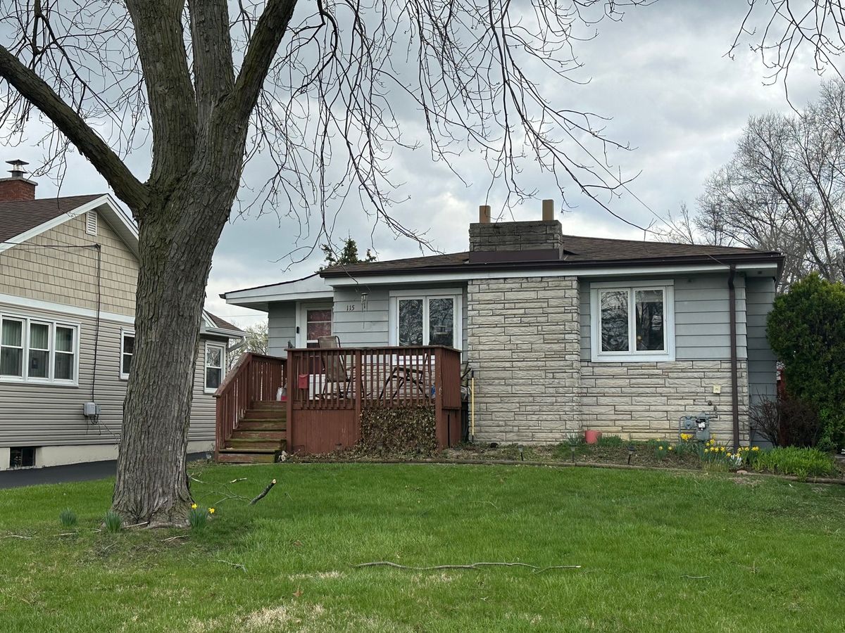 115 Division Street, Villa Park, IL 60181