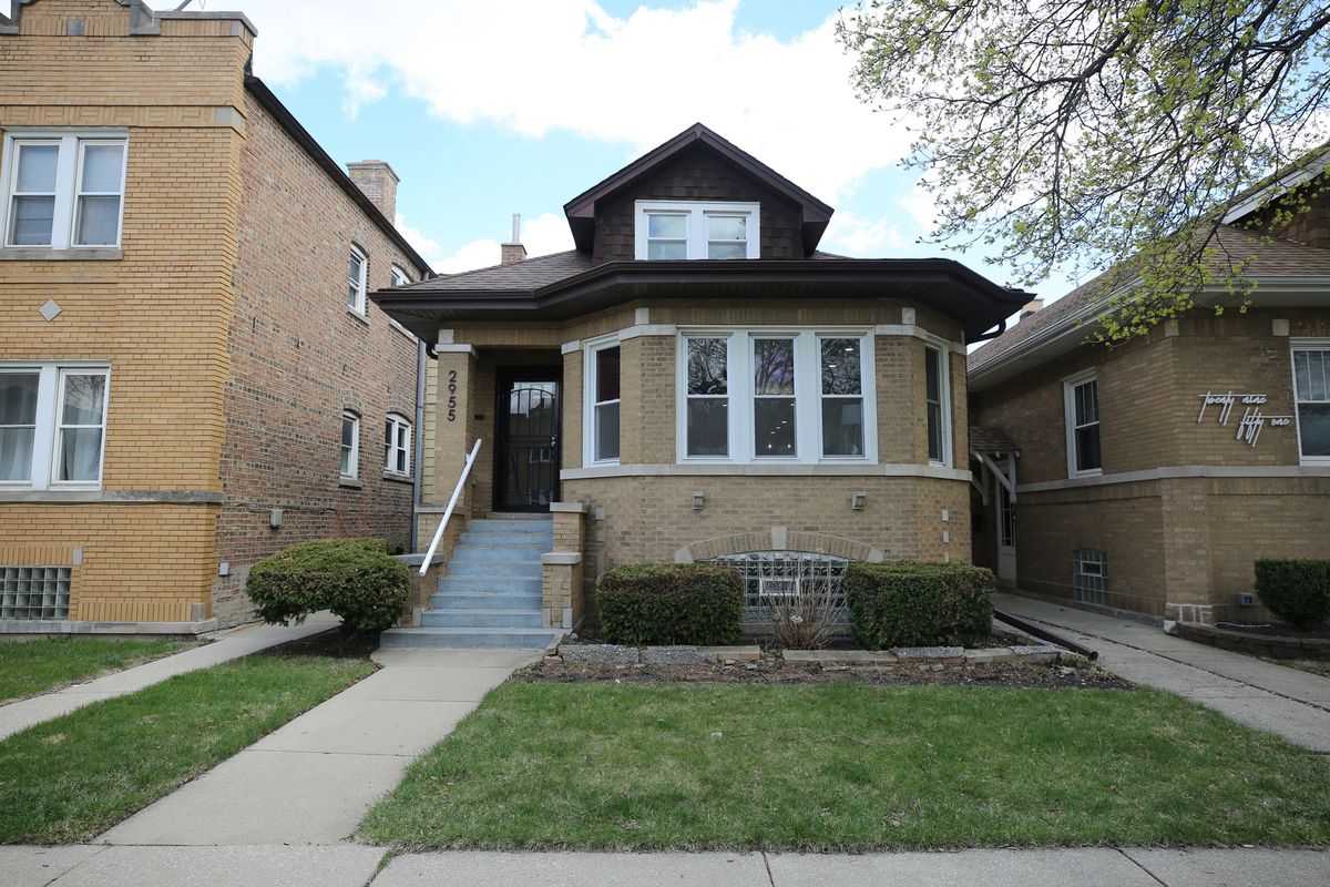 2955 LOTUS Avenue, Chicago, IL 60641