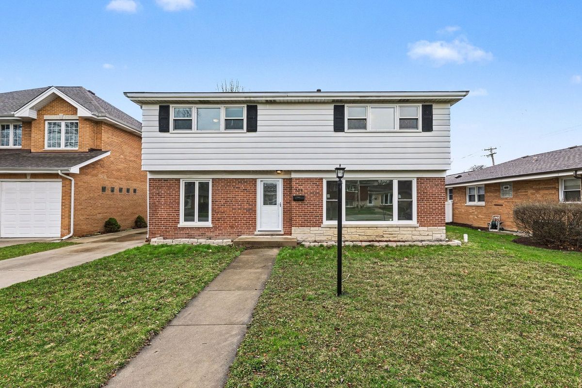 538 Broadway Avenue, Park Ridge, IL 60068