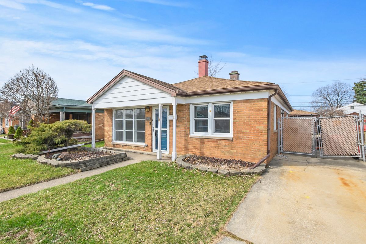 11568 S Troy Drive, Merrionette Park, IL 60803