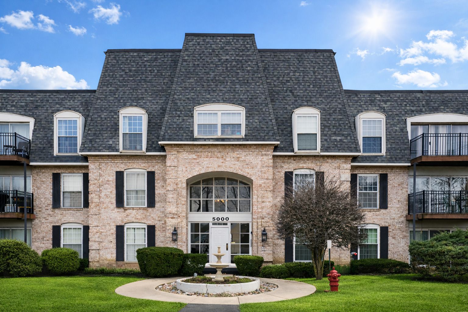 5000 Carriageway Drive #211 — Rolling Meadows, IL 60008
