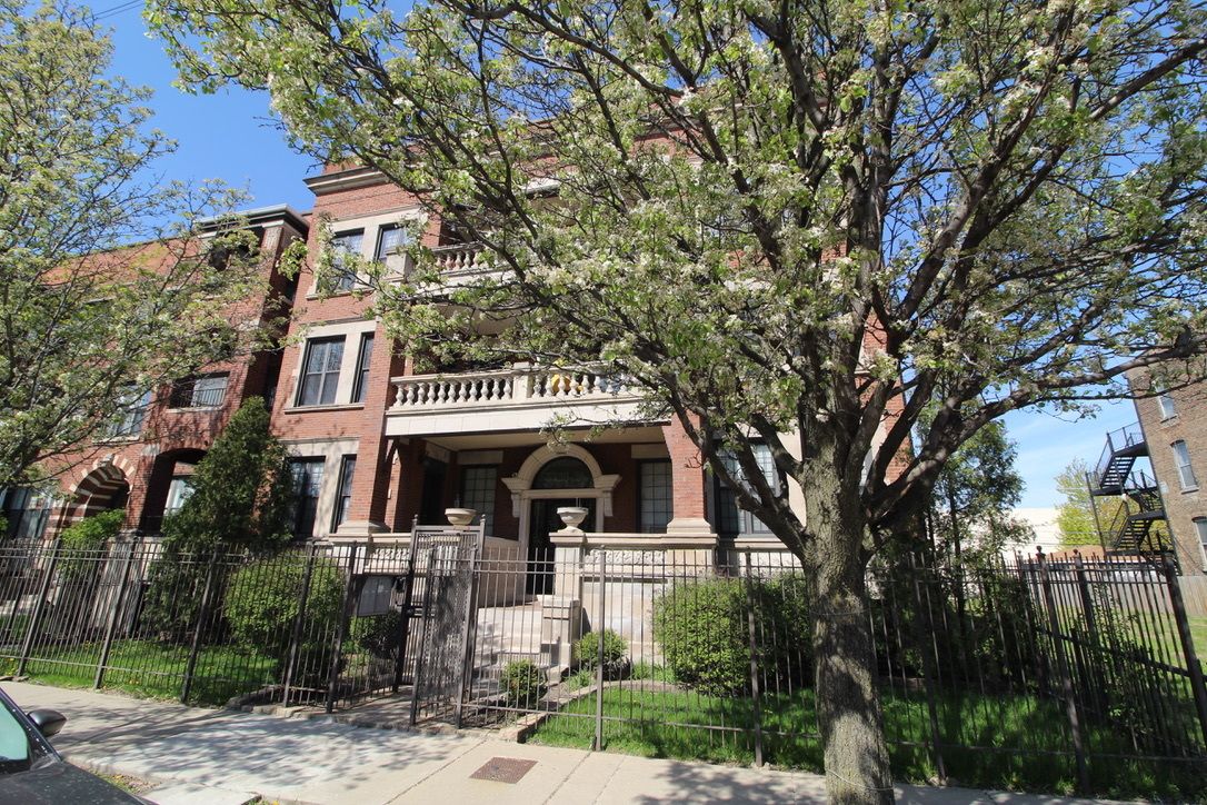 5528 S Indiana Avenue #G — Chicago, IL 60637