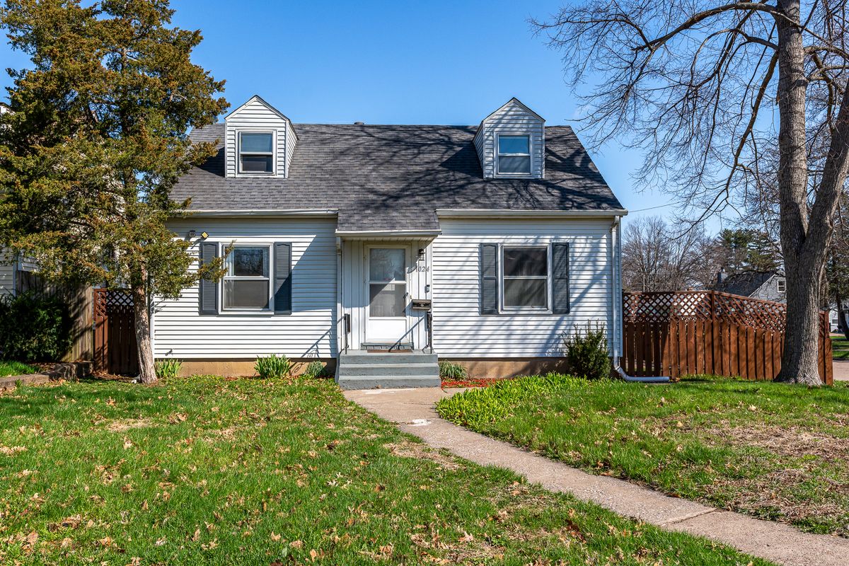 1024 Berg Place, Davenport, IA 50804