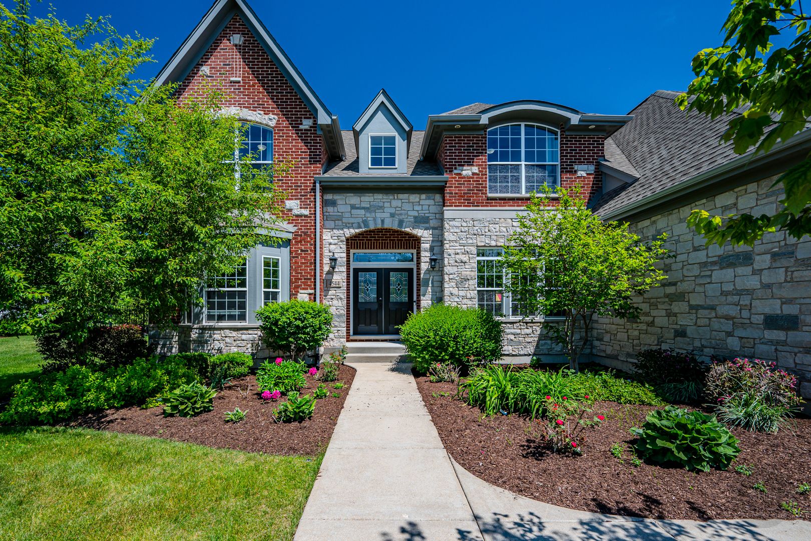 4544 SHUMARD Lane — Naperville, IL 60564