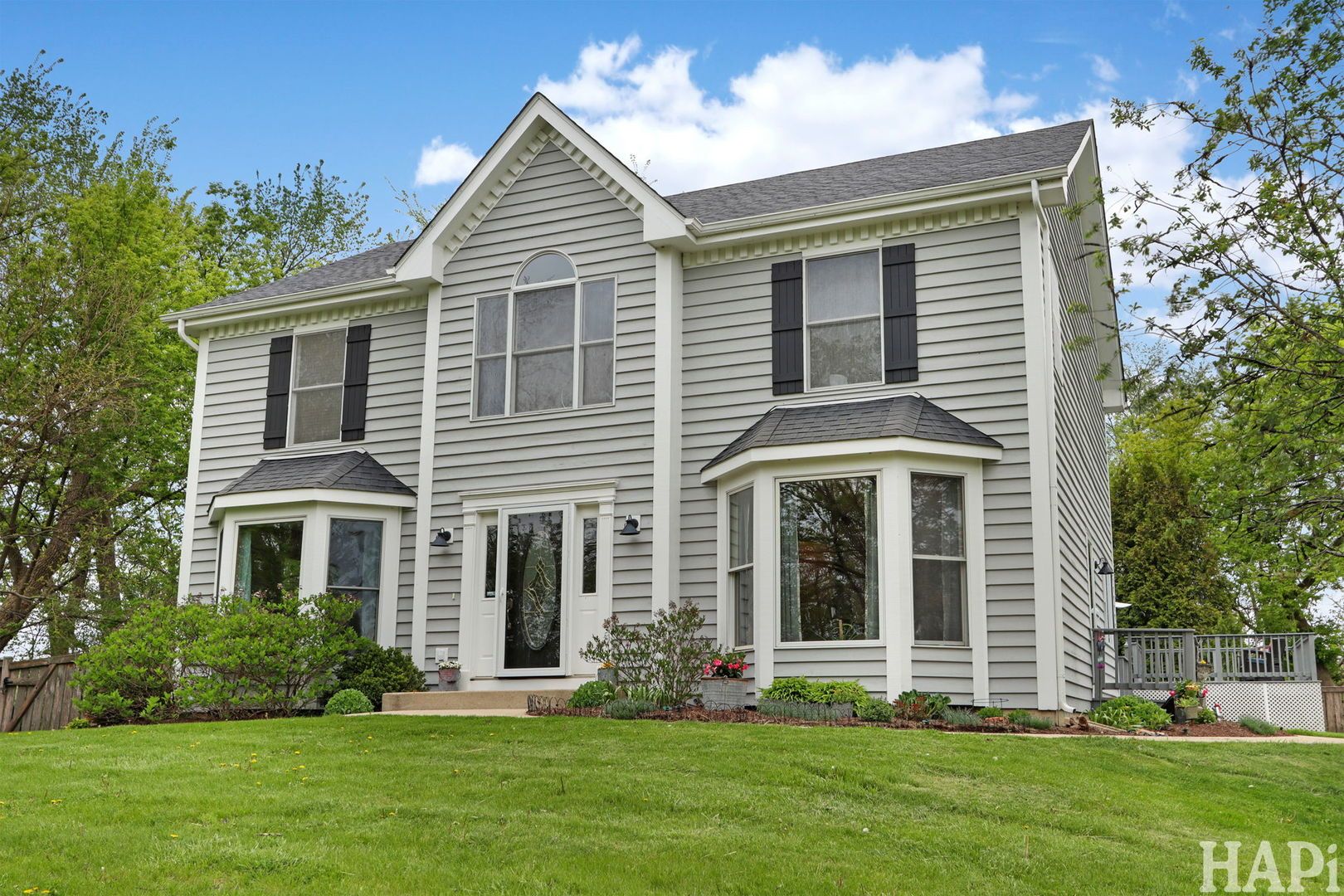 10N775 Muirhead Road — Elgin, IL 60124