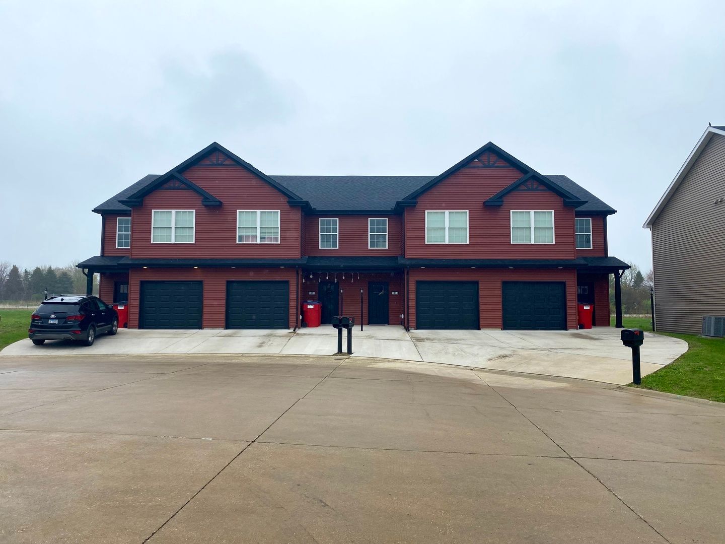 3313 Stoneway Court — Champaign, IL 61822