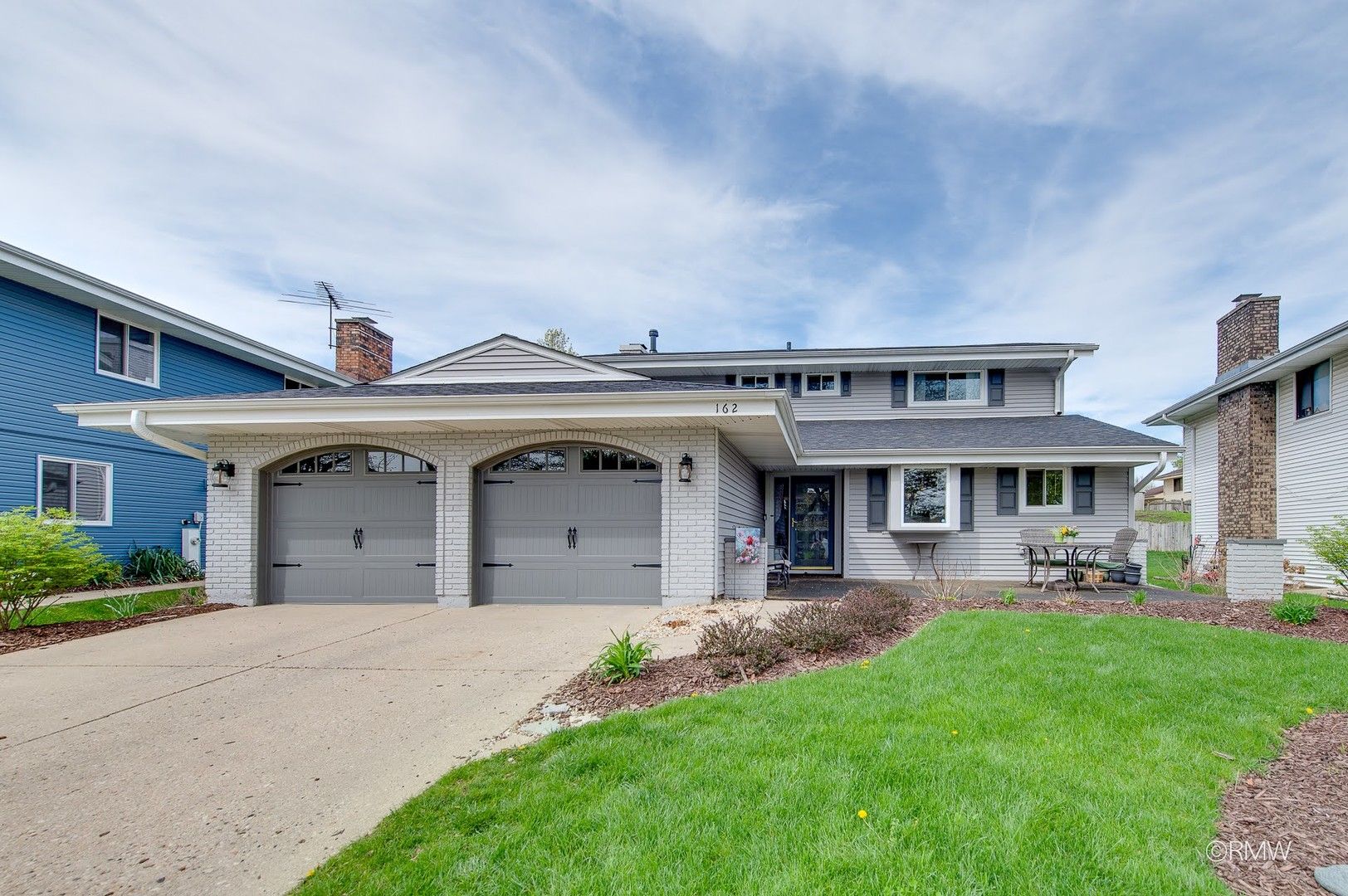 162 Braintree Drive — Bloomingdale, IL 60108