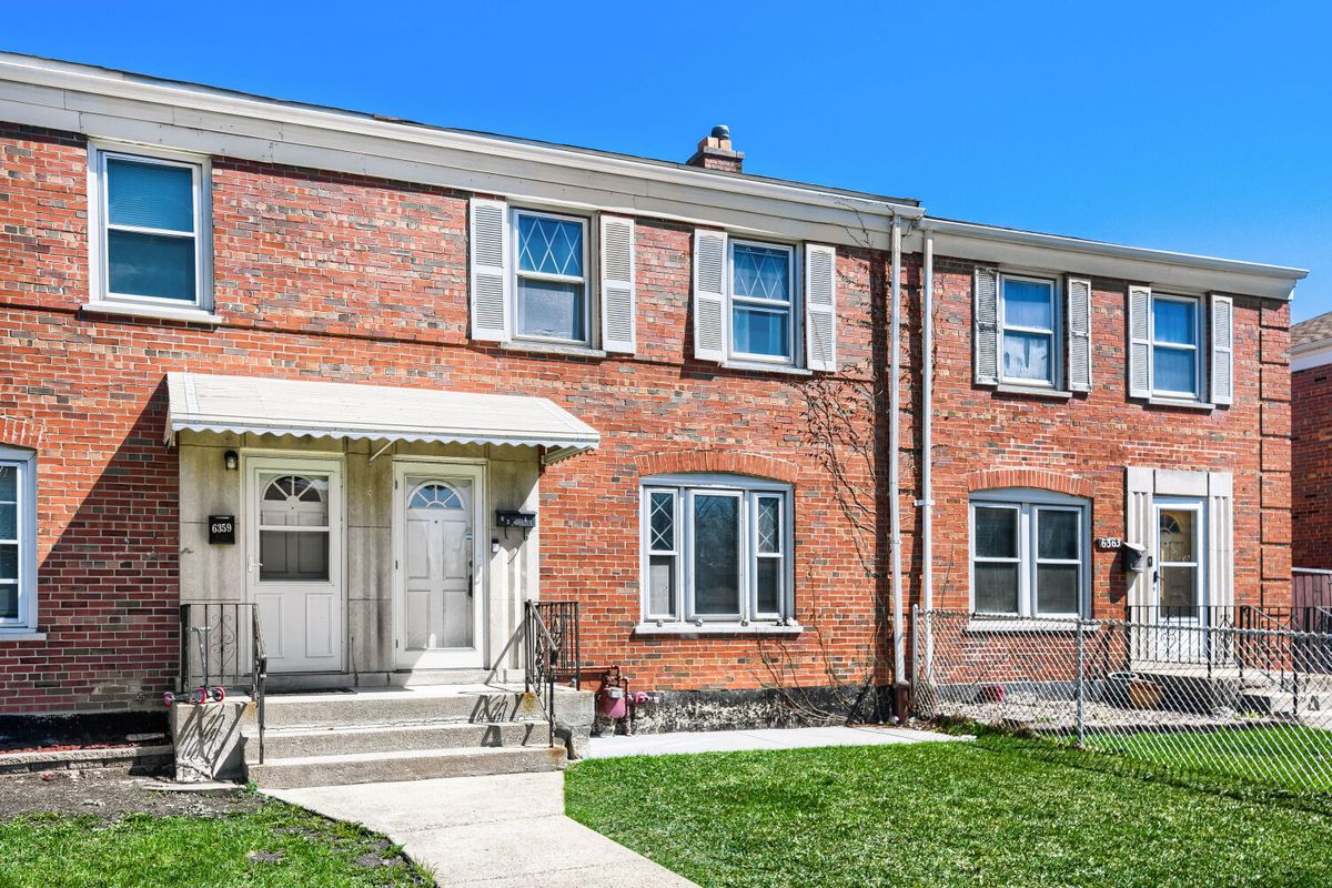 6361 Lockwood Avenue, Chicago, IL 60638