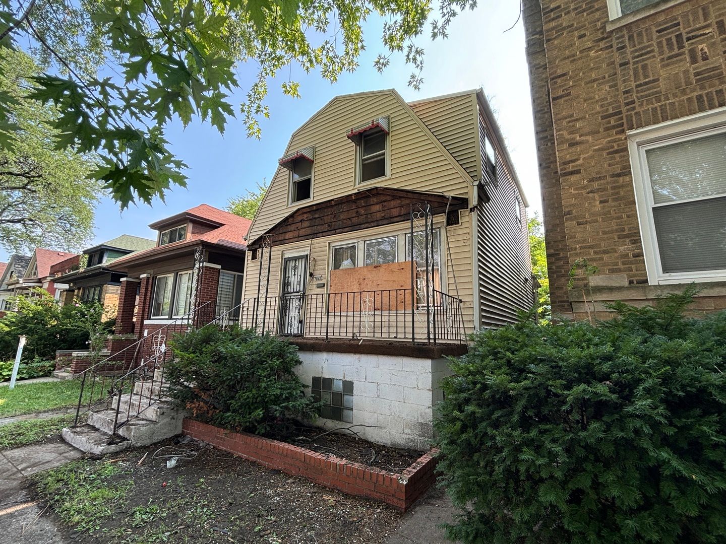 7843 S Langley Avenue — Chicago, IL 60619
