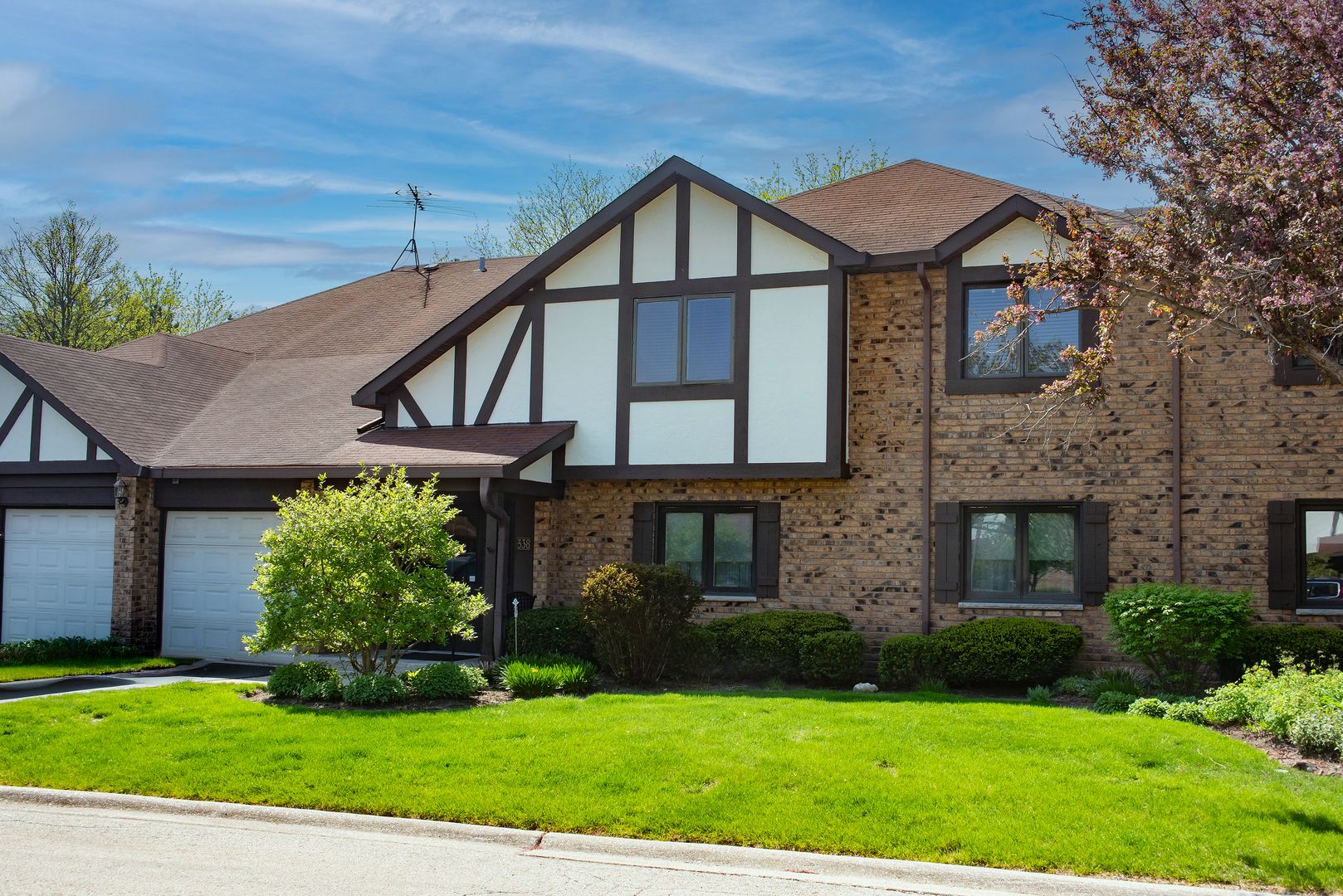 538 Banyon Lane #D — La Grange, IL 60525