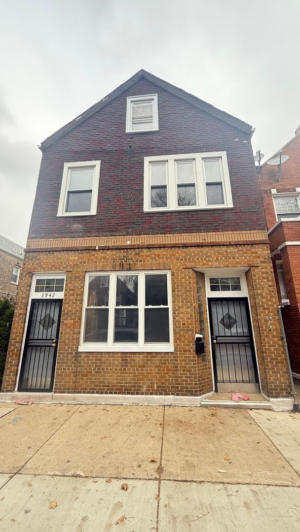 2942 Pershing Road, Chicago, IL 60632