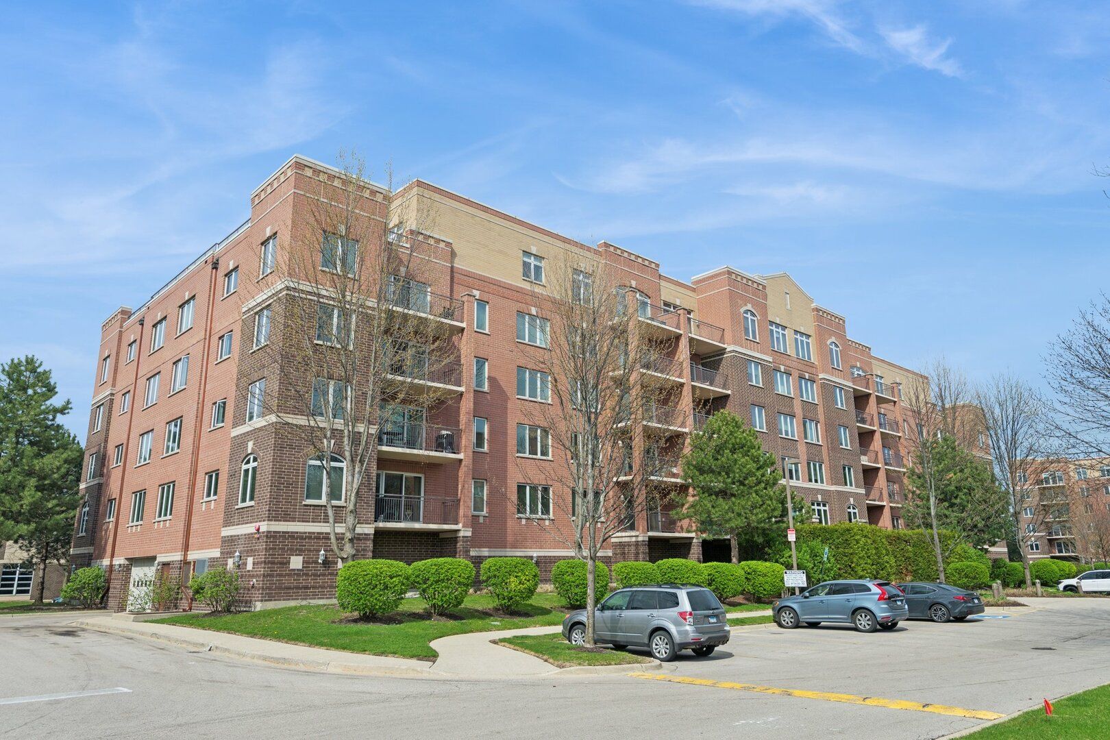5155 Madison Street #509 — Skokie, IL 60077