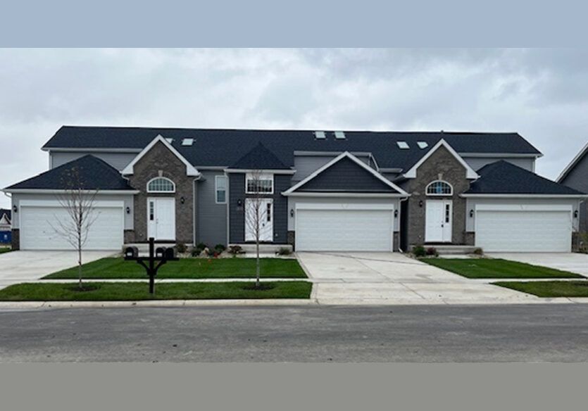 3033 W 82ND Place #C — Merrillville, IN 46410