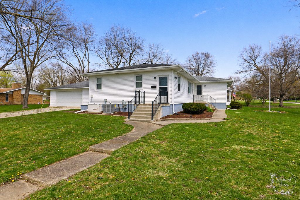 410 S Chicago Street — Rossville, IL 60963