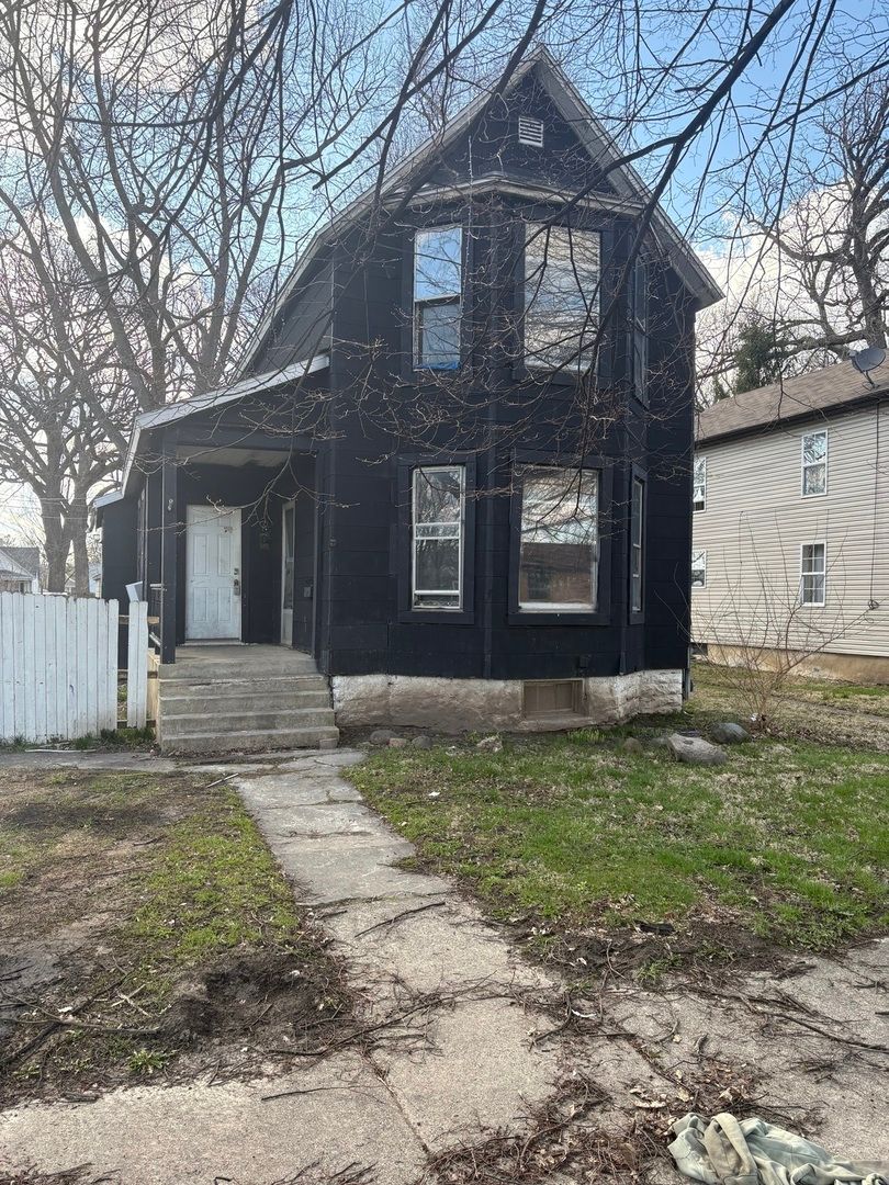 337 N 6th Avenue — Kankakee, IL 60901