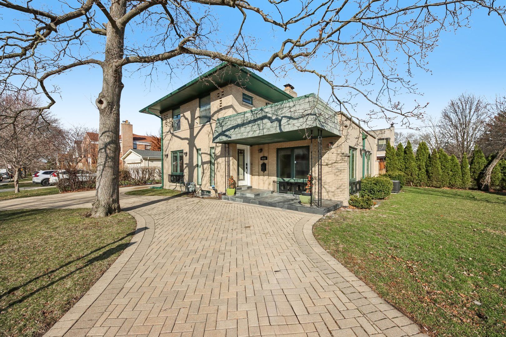 6601 N Trumbull Avenue — Lincolnwood, IL 60712