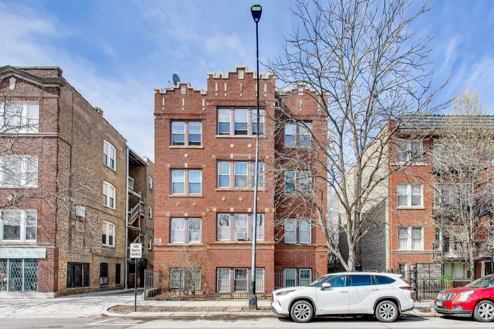 4416 1/2 N Ashland Avenue #3 — Chicago, IL 60640