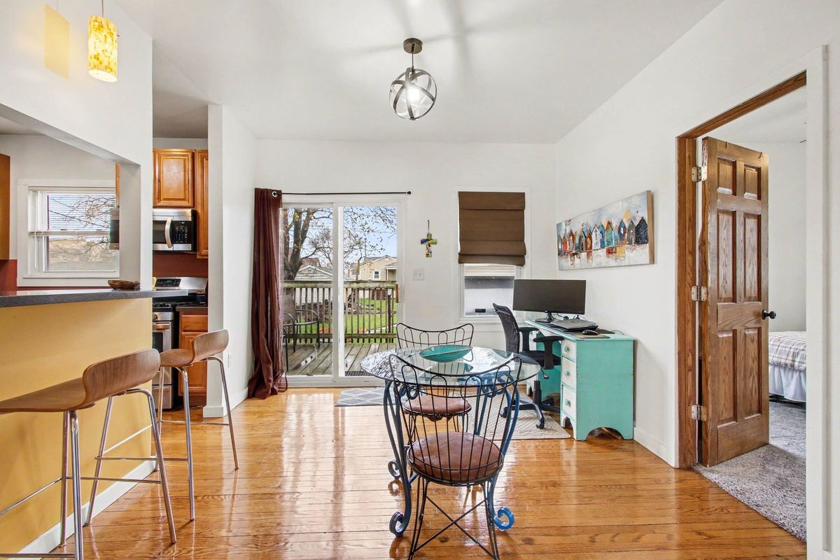 120 Kinzie Street, Thornton, IL 60476