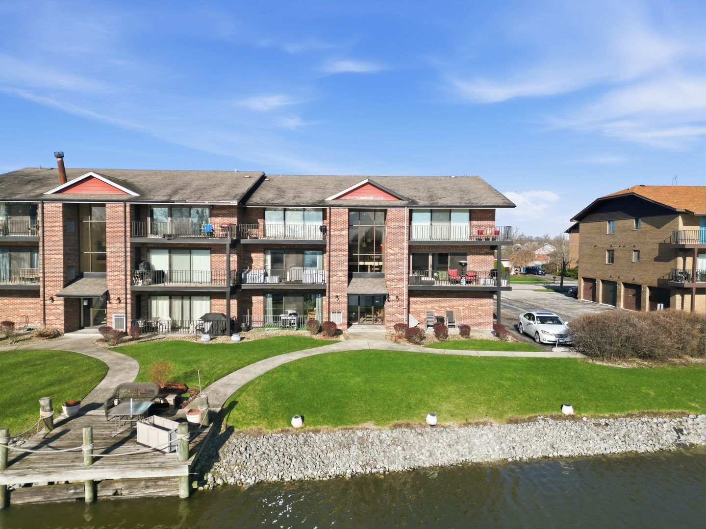 19533 Lake Shore Drive #2S — Lynwood, IL 60411