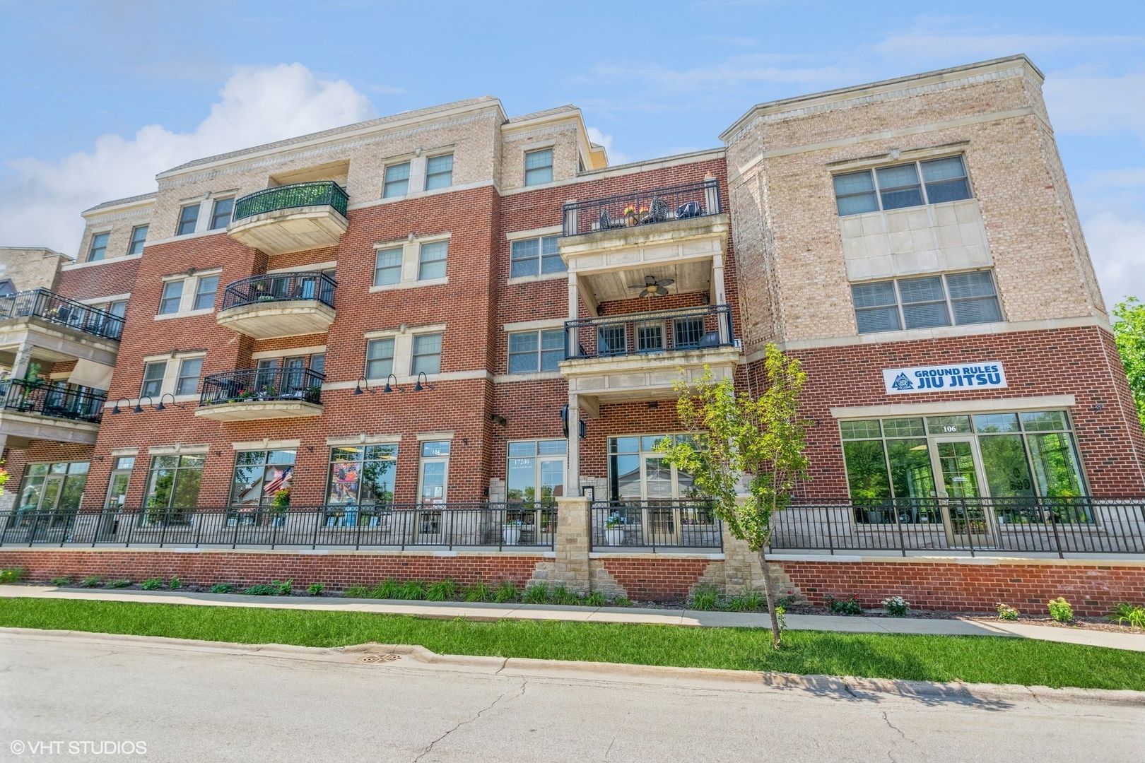 17200 Oak Park Avenue — Tinley Park, IL 60477