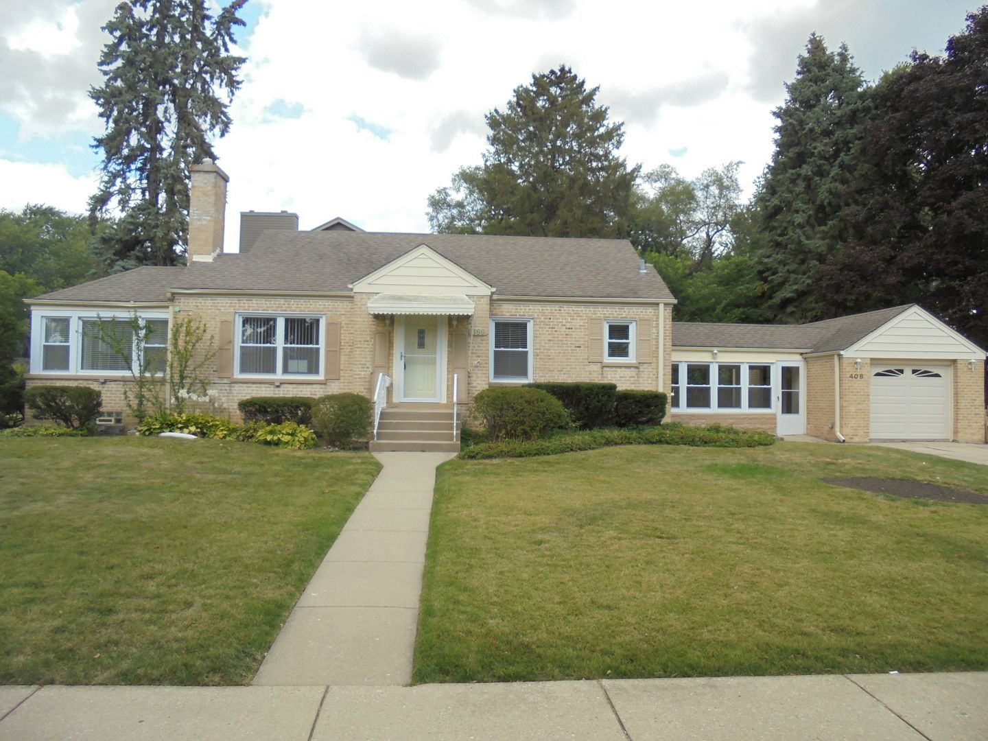 408 Sunset Road — Mount Prospect, IL 60056