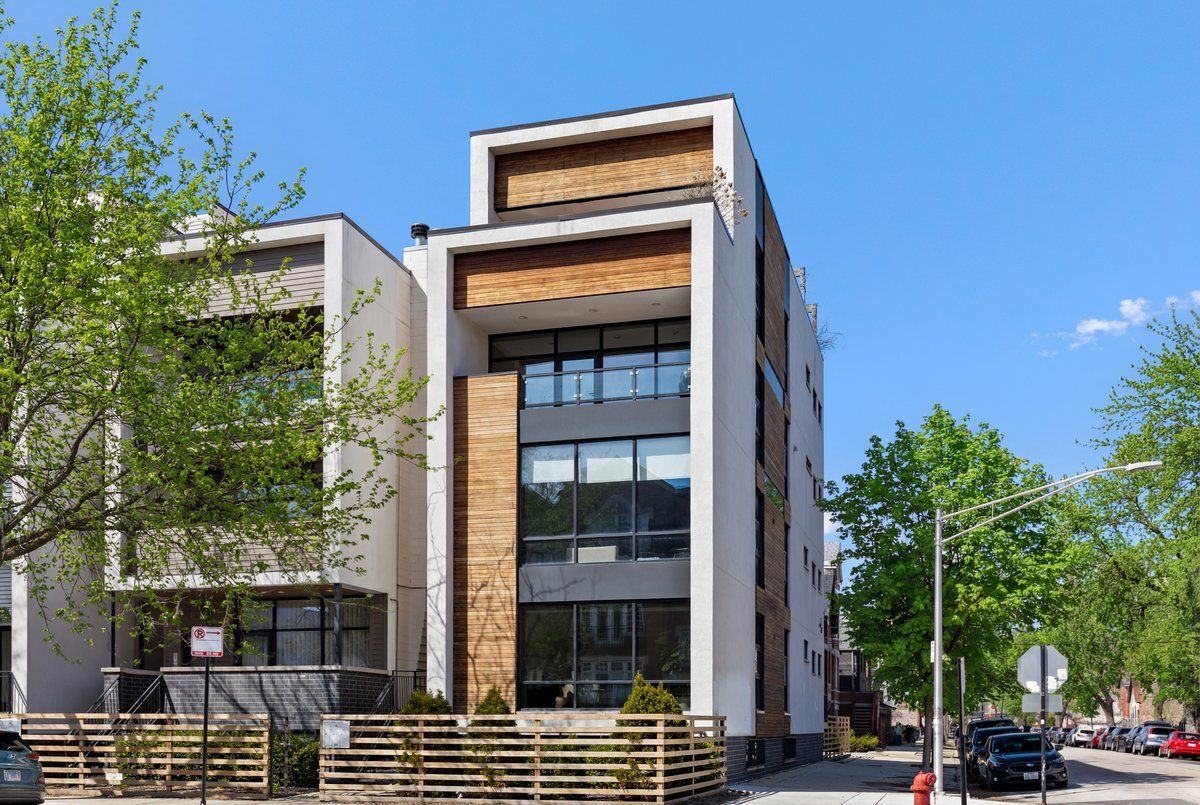 1900 W Armitage Avenue #1 — Chicago, IL 60622